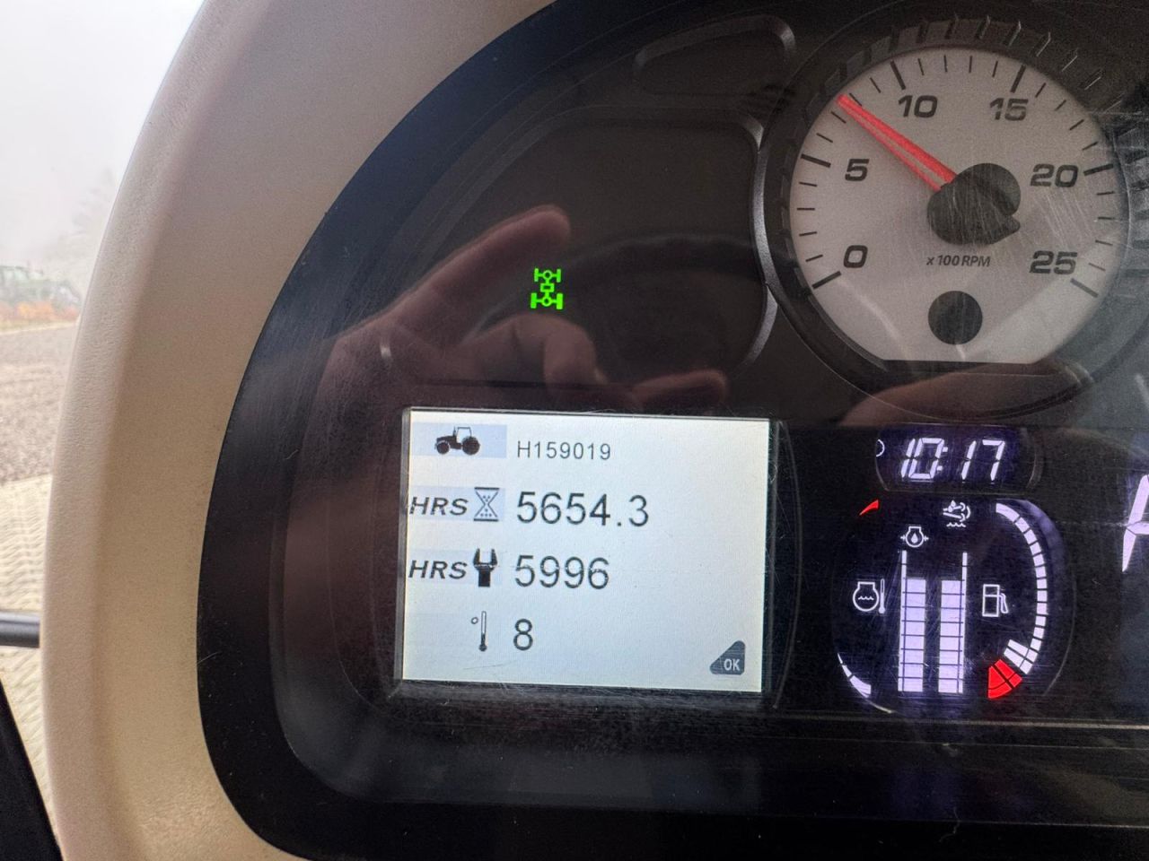 Massey Ferguson 5713 SL