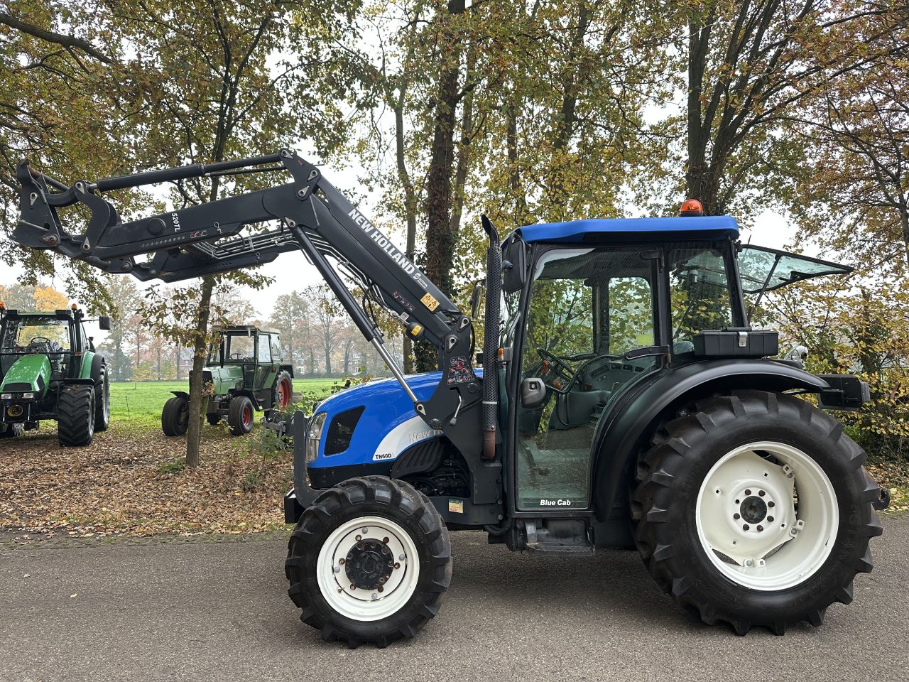 New Holland TN60DA met Frontlader