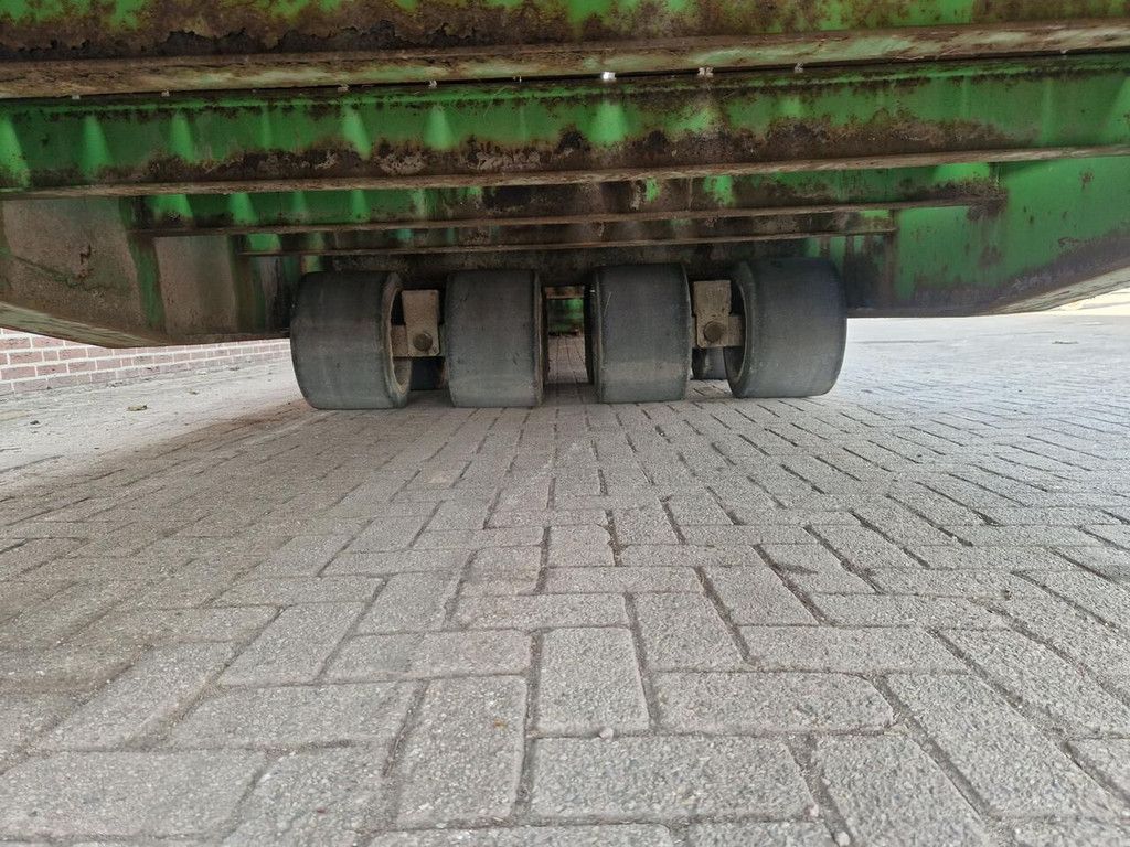 Zwaartransportwagen 80 ton self-propelled modular transporter