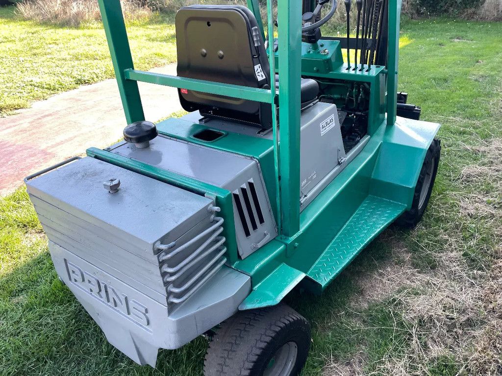 Prins Terriër ruwterrein heftruck automaat