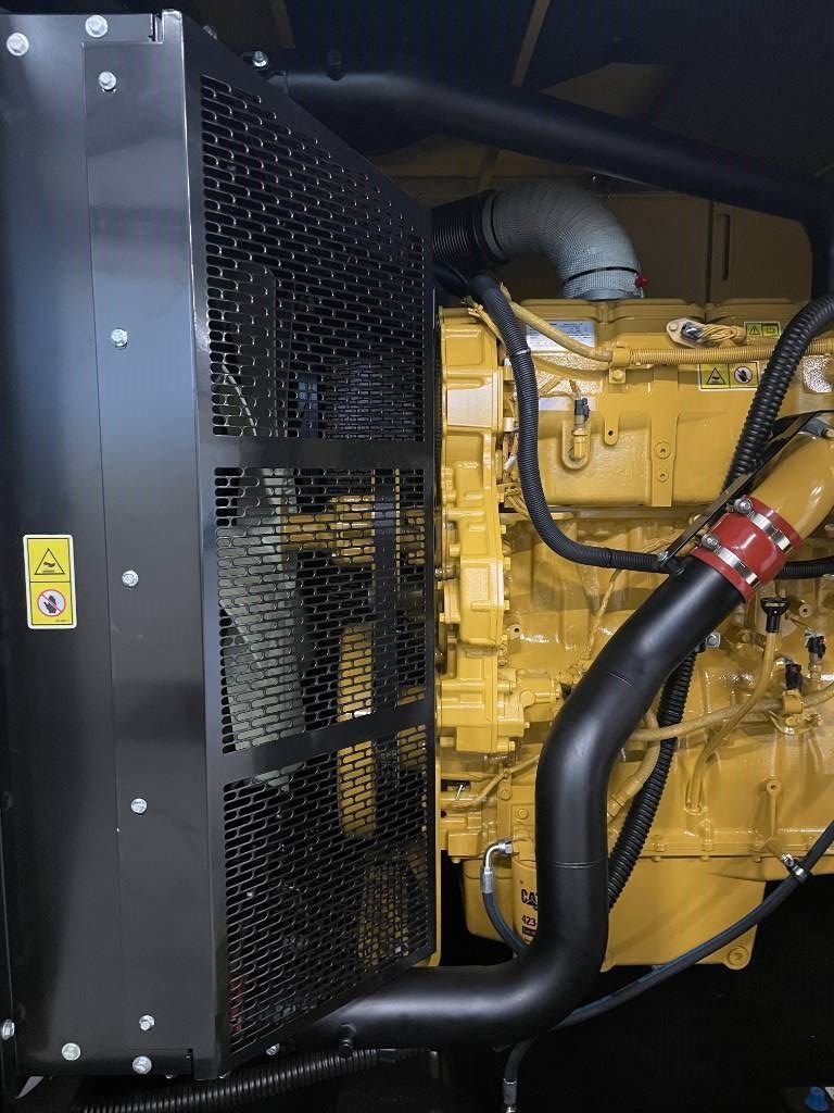 CAT DE715GC - 715 kVA Stand-by Generator - DPX-18224