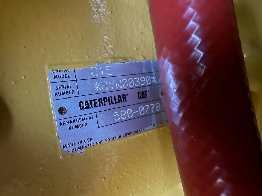 CAT DE715GC - 715 kVA Stand-by Generator - DPX-18224