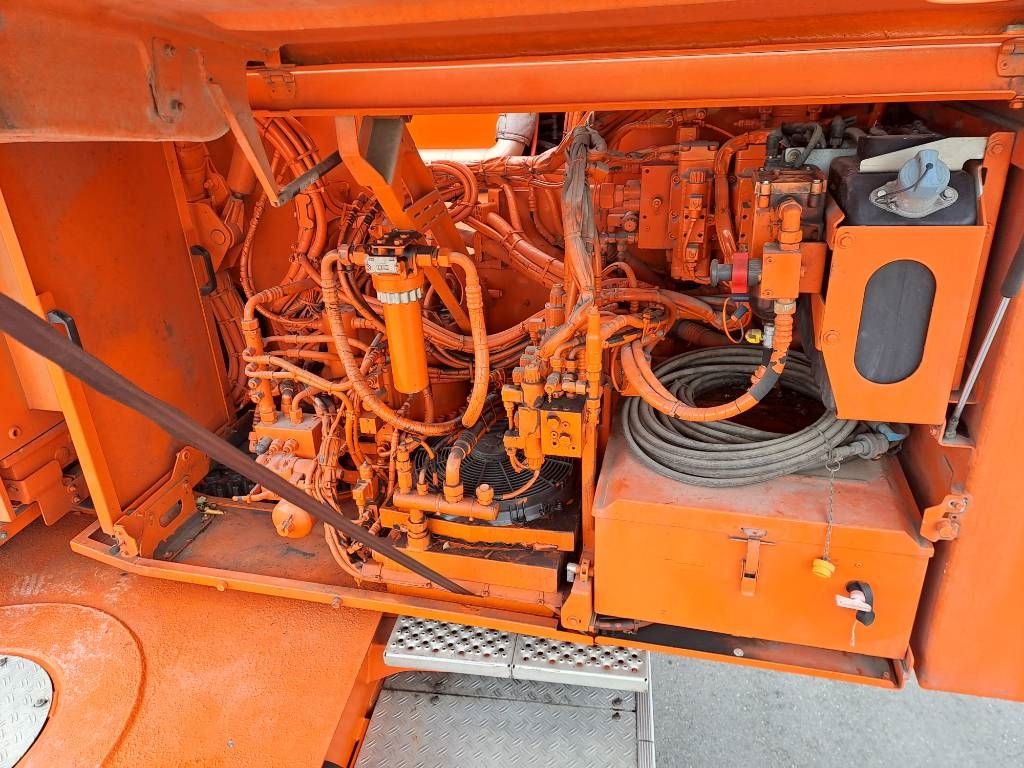 Liebherr LTM 1200-5.1