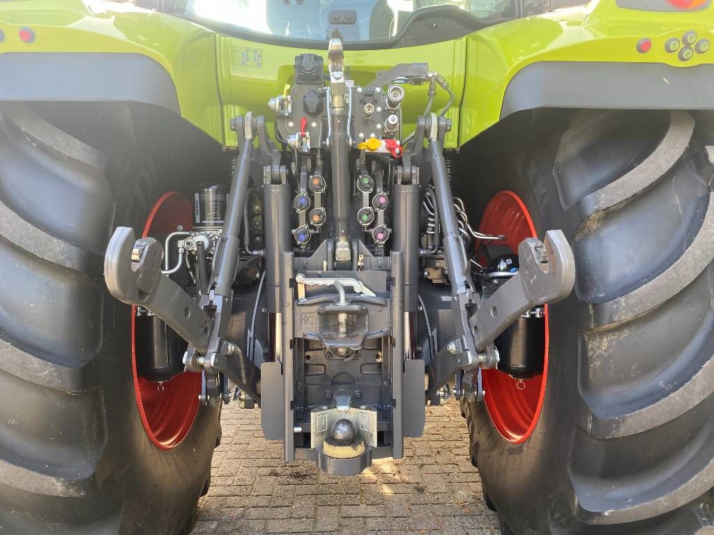 CLAAS Arion 630 Cmatic CIS+