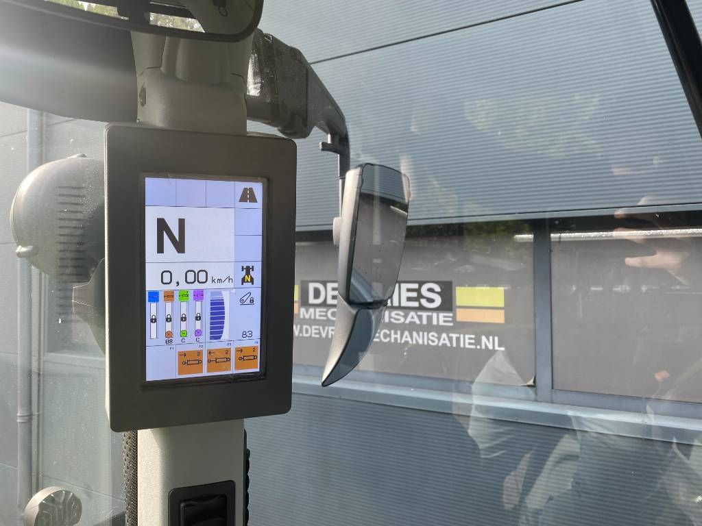 CLAAS Arion 630 HEXASHIFT CIS+