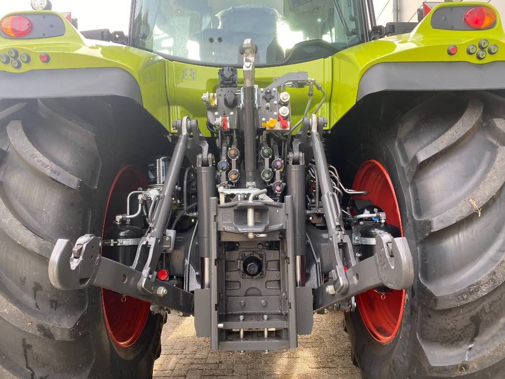 CLAAS Arion 630 HEXASHIFT CIS+