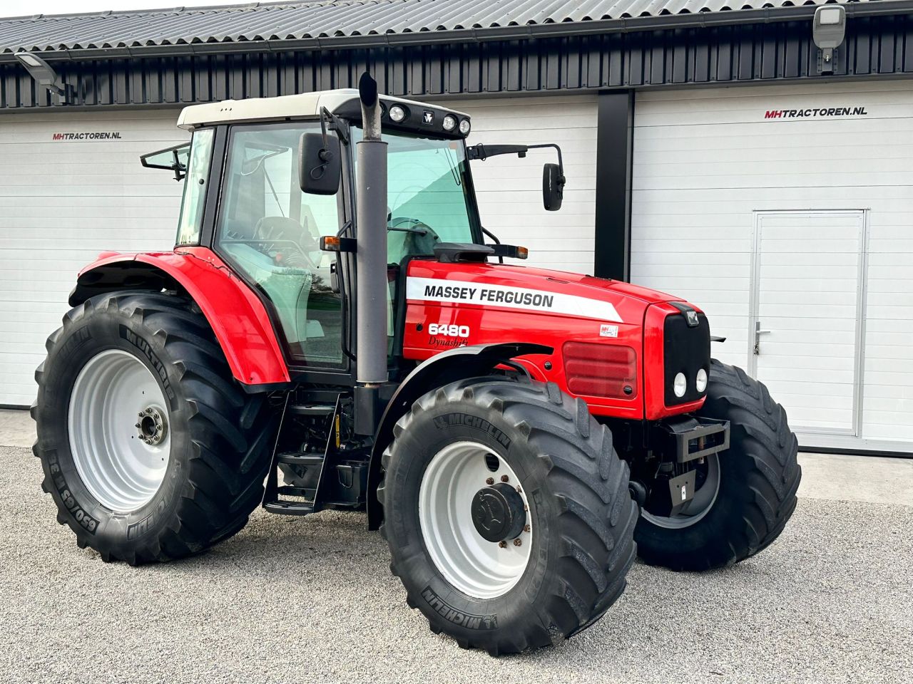 TE KOOP: zeer nette MASSEY FERGUSON 6480