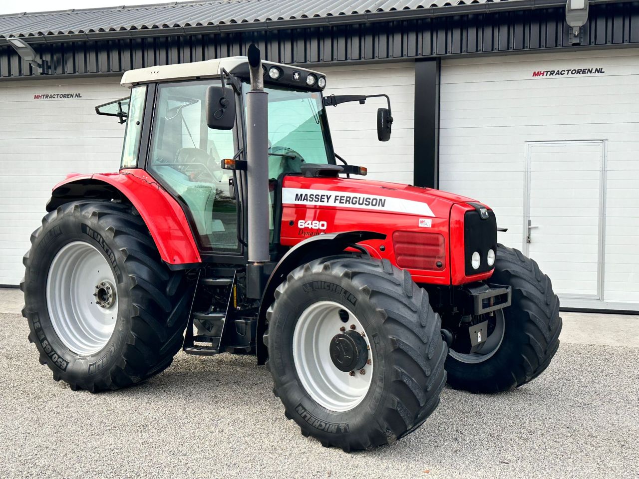 TE KOOP: zeer nette MASSEY FERGUSON 6480