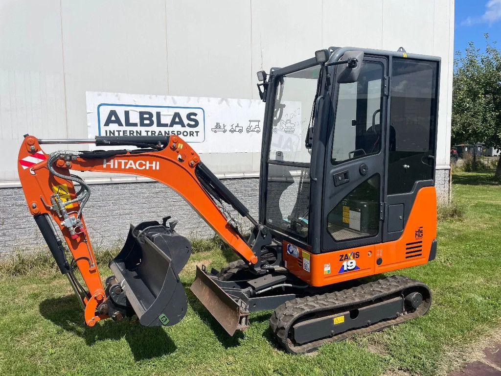 Hitachi ZX19U rupsgraafmachine CW05 hydr snelw met sloopsorteerfunctie slechts 485 uur
