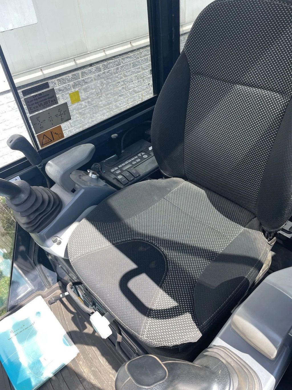 Hitachi ZX19U rupsgraafmachine CW05 hydr snelw met sloopsorteerfunctie slechts 485 uur