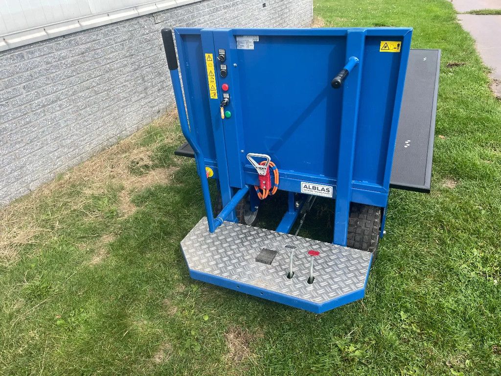 Diversen A4 electrische transportwagen nieuw!