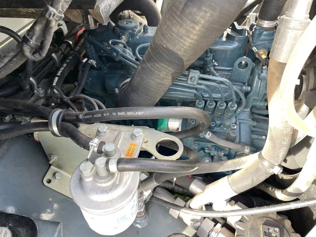 Giant G2500HD Xtra shovel met kenteken