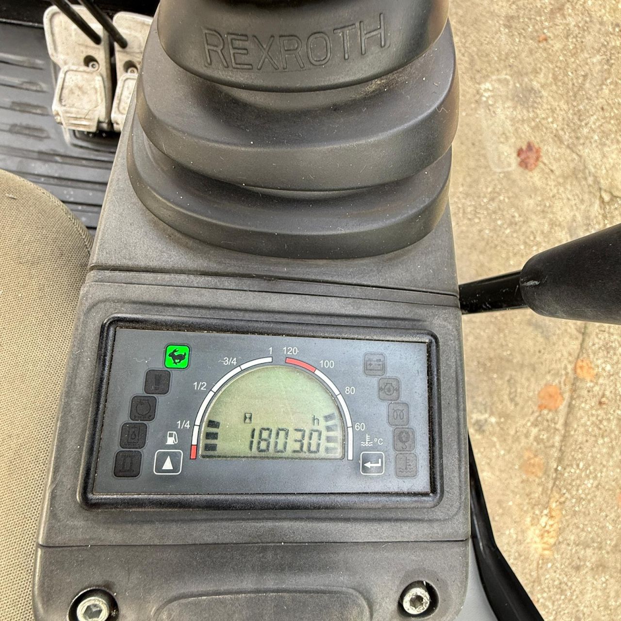 Caterpillar 301.7 | Zeer nette minigraver | 2018 | 1.800 uur