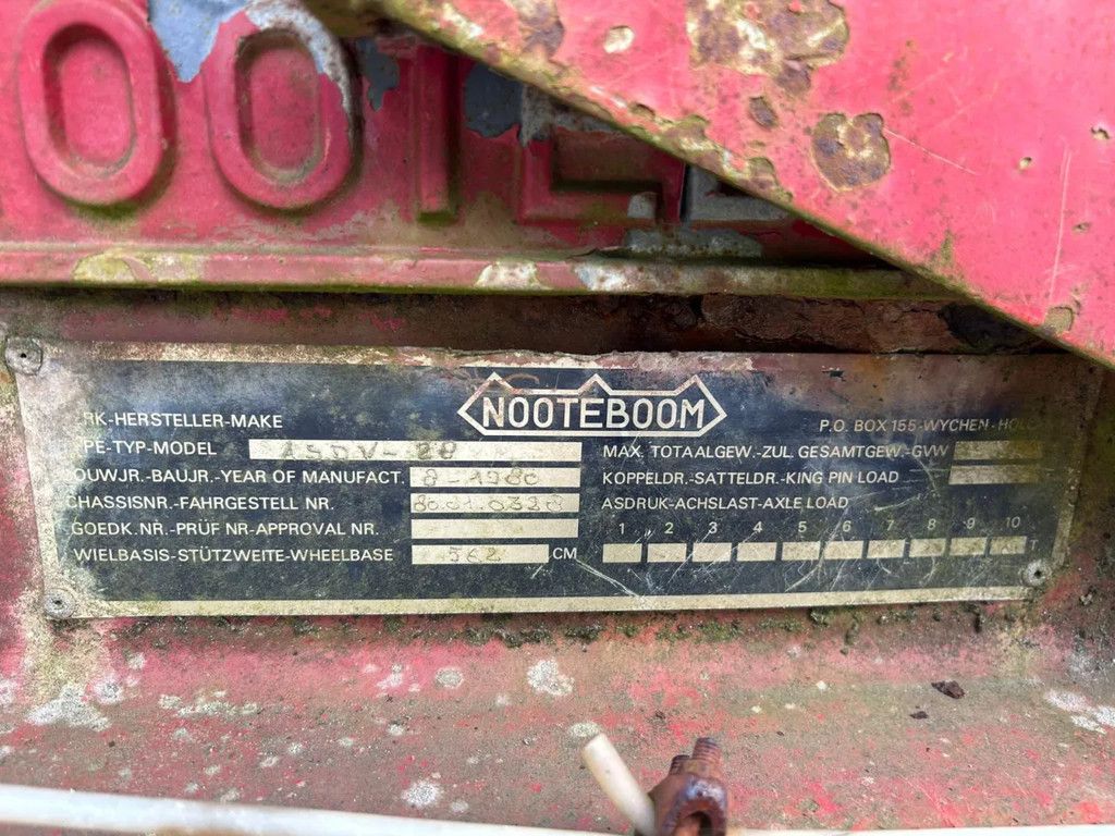 Nooteboom 3 asser Dieplader Rampen Landbouwkenteken semi trailer