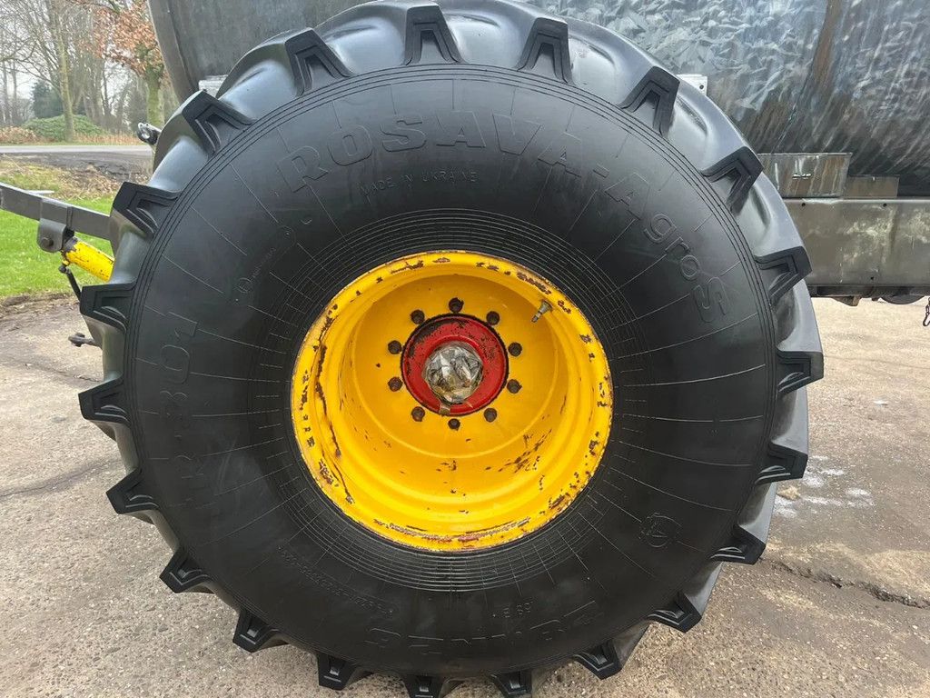 Schuitemaker Robusta 7800 7.8 m3 Bemester tank Giertank