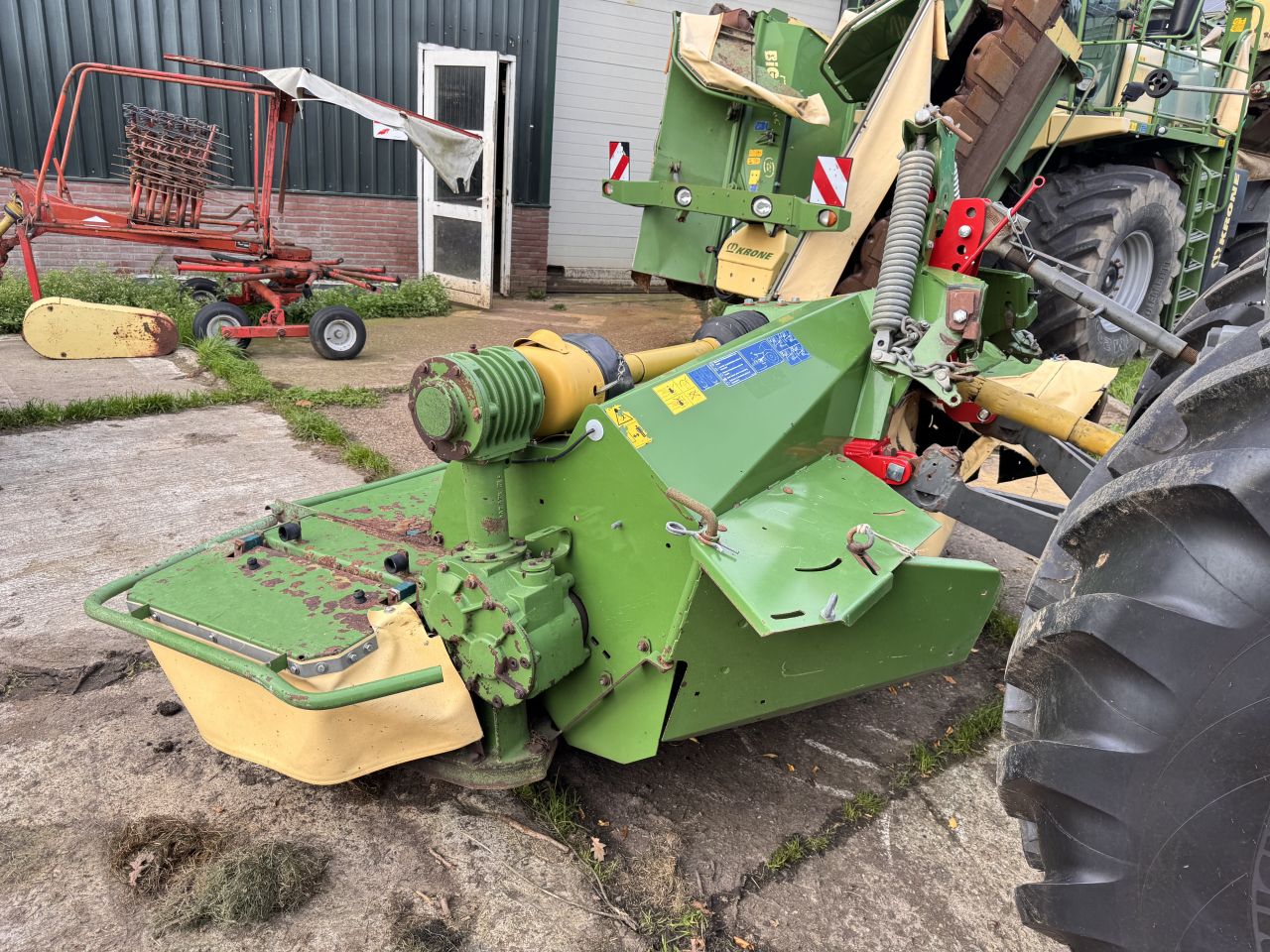 Krone Easycut 32 CV Float frontmaaier met kneuzer