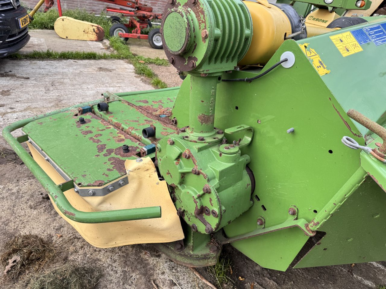 Krone Easycut 32 CV Float frontmaaier met kneuzer