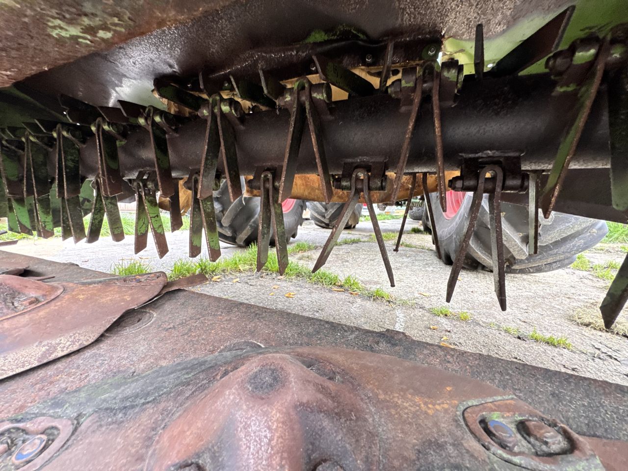 Krone Easycut 32 CV Float frontmaaier met kneuzer