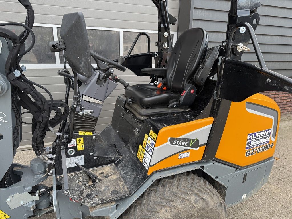 Giant G2700 HD + minishovel / kniklader DEMO 2025 50 uur