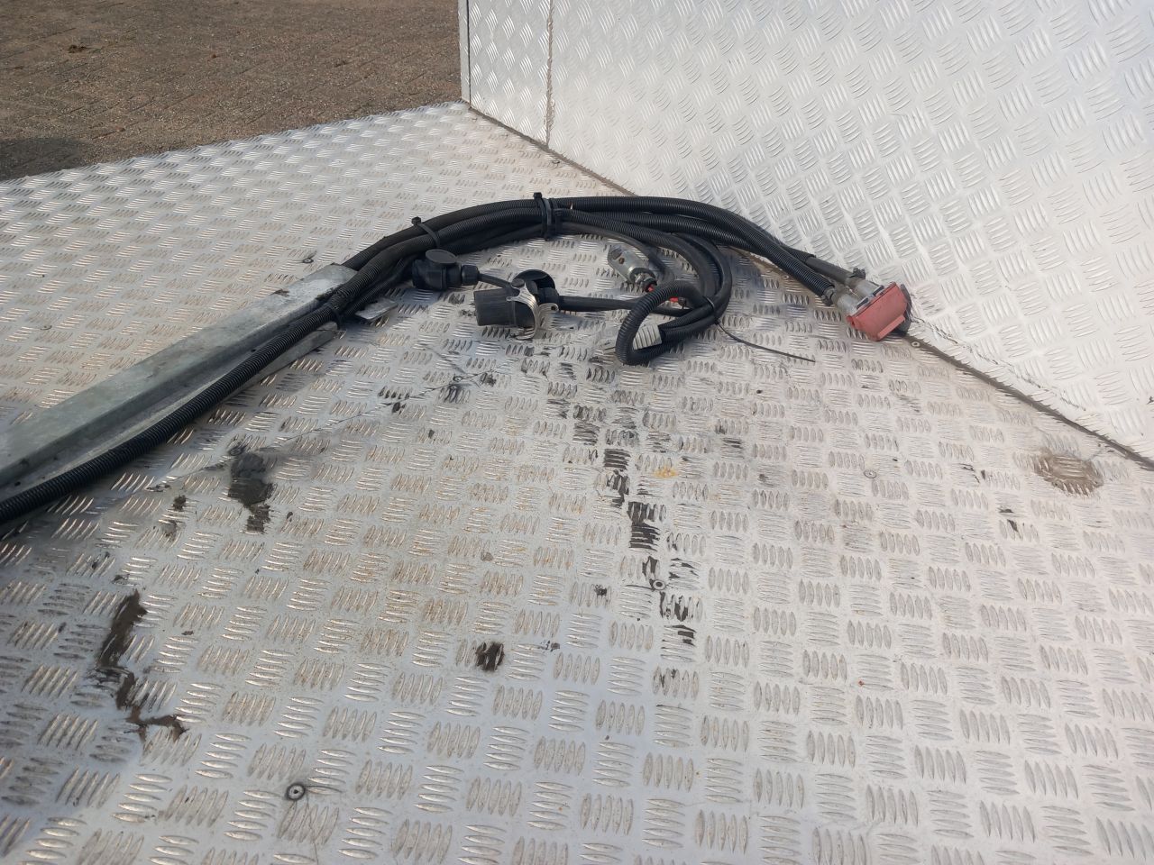 Iveco Daily 50C14N met Veldhuizen (kiep)trailer