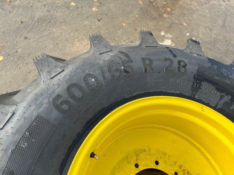 Continental 600/65 R28