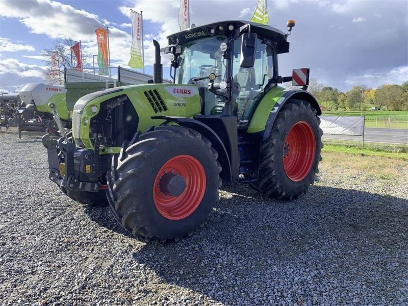 Claas ARION 660 CMATIC CEBIS