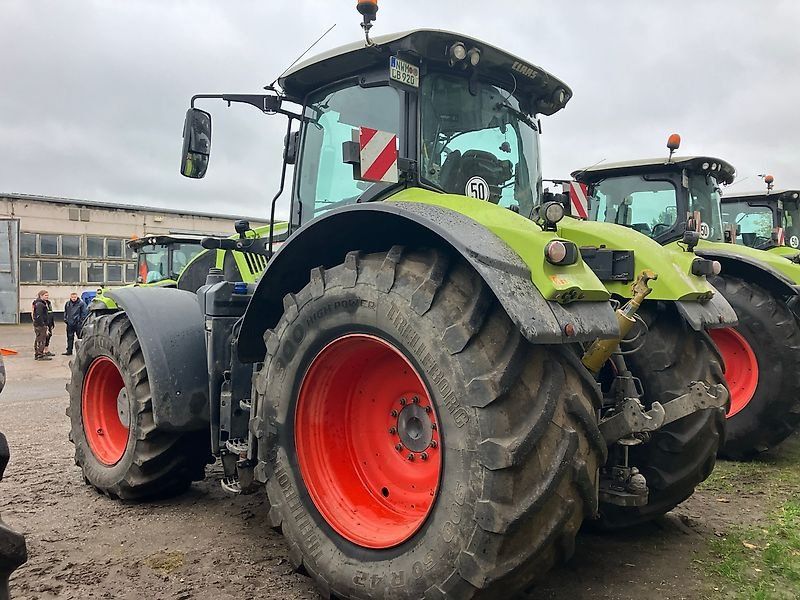 Claas Axion 920
