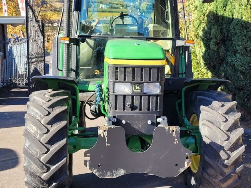 John Deere 6410 GB330