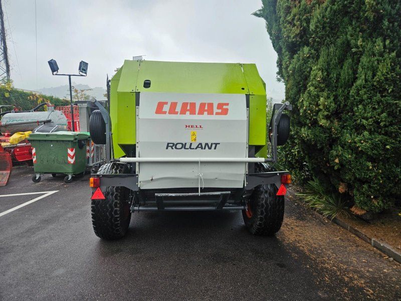 Claas Rollant 340RC GZ2748