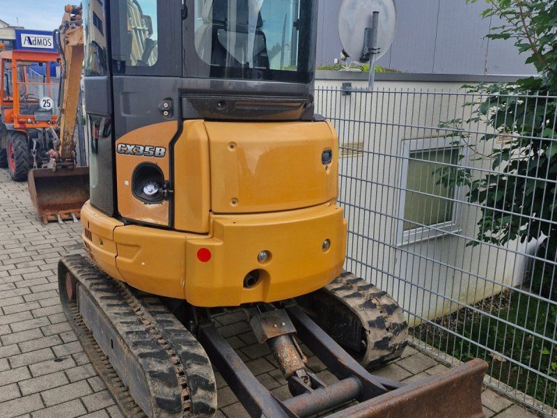 Case CX35B