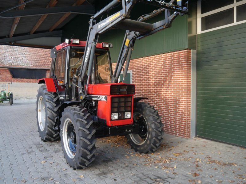 Case IH 844 XL mit Frontlader nur 5150 Std.