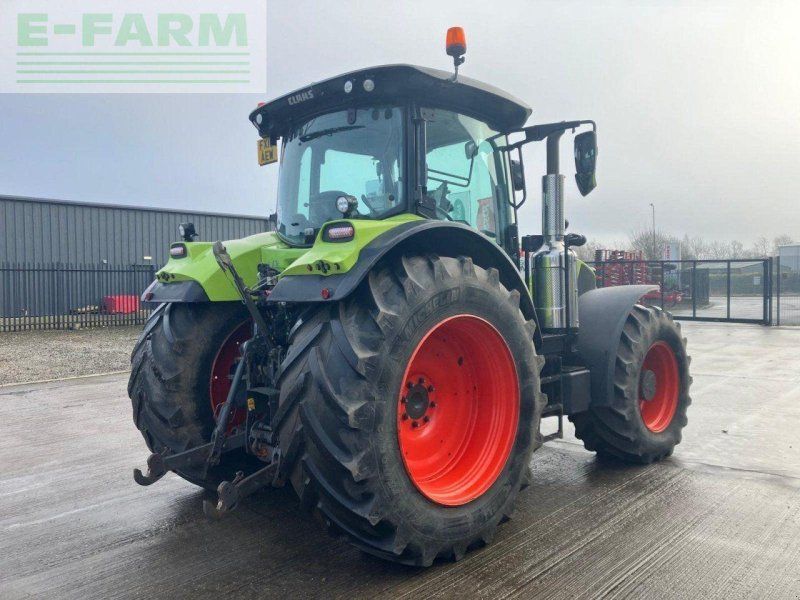 Claas ARION 660
