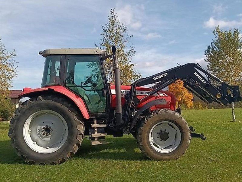 Massey Ferguson 5465