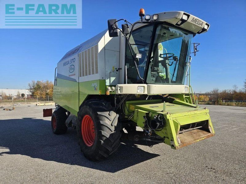 Claas mega 370