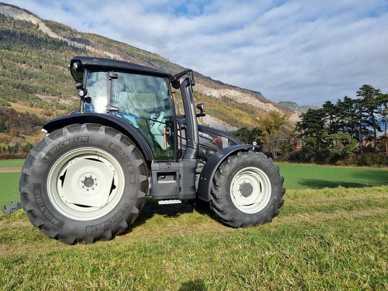 Valtra G 135 Active