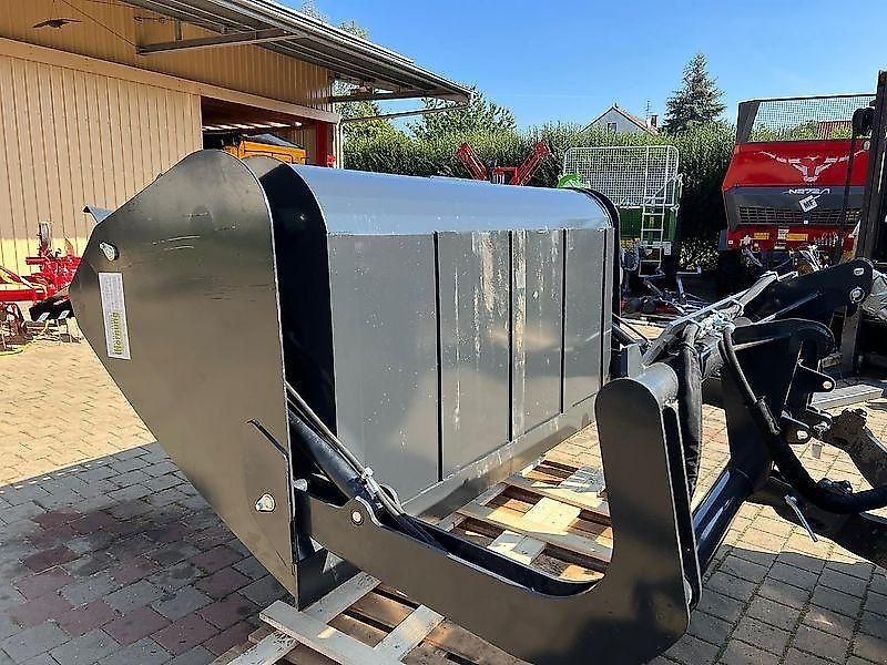 ÜBERLADER / SCHIEBESCHAUFEL