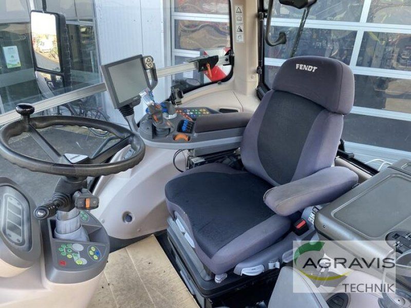 Fendt 824 VARIO S4 Profi Plus