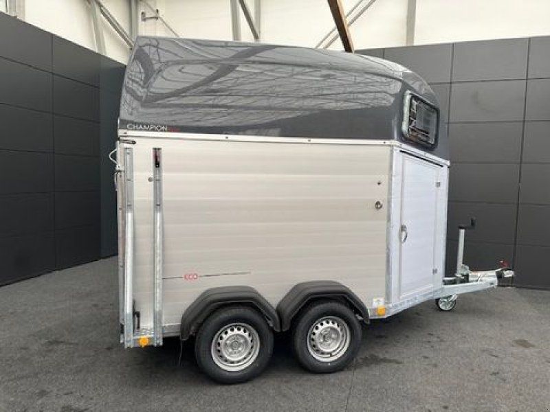 Böckmann Pferdeanhänger Champion Esprit ECO 2,4to
