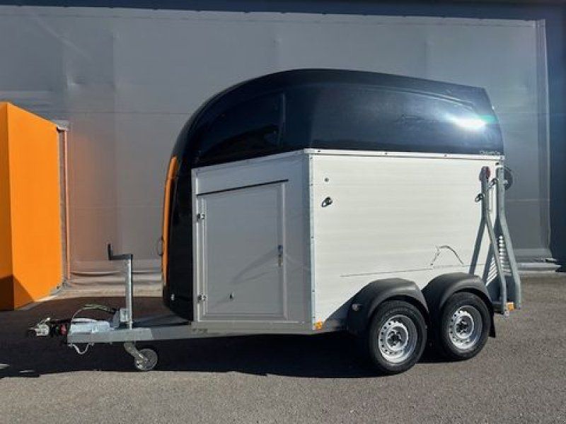 Böckmann Pferdeanhänger Champion R 2,7to 3,28x1,65m