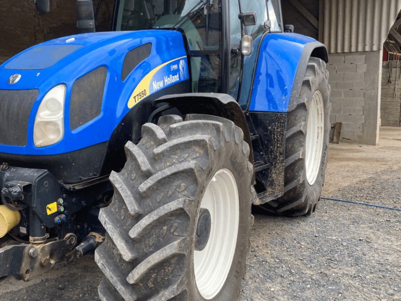 New Holland T7550 AUTO COMMAND