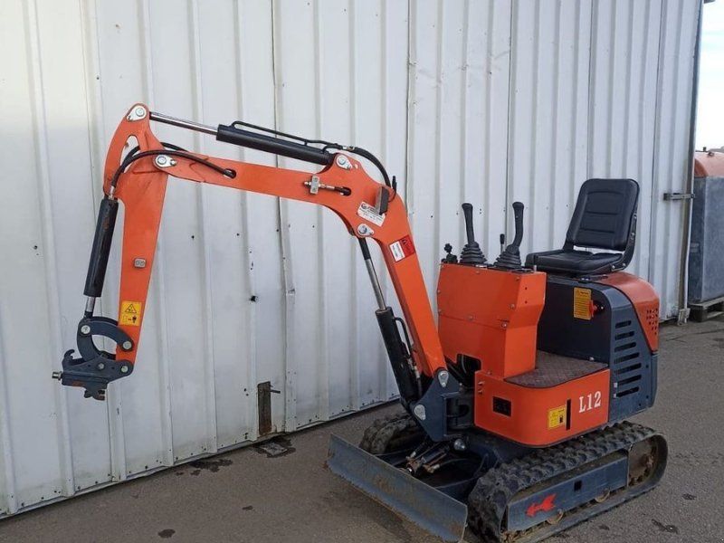 1 Tonnen Bagger ohne Kabine – Bastlerfahrzeug