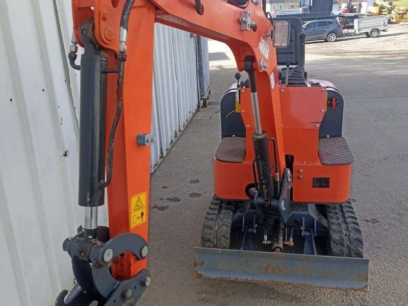 1 Tonnen Bagger ohne Kabine – Bastlerfahrzeug