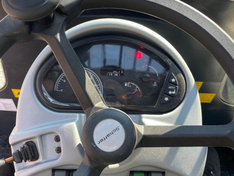 Schäffer Lader 4670 T-2