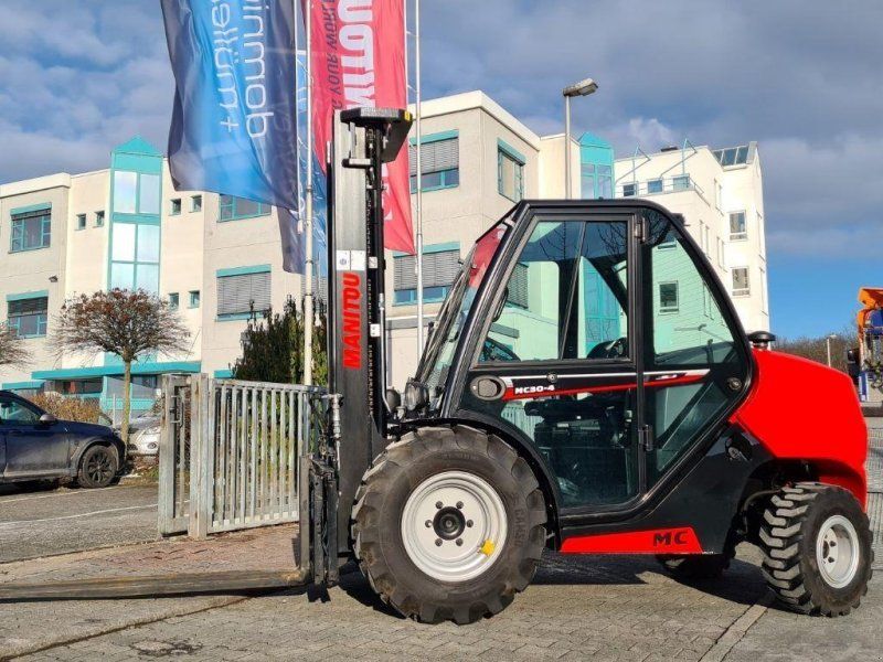 Manitou MC 30-4 ST3A S1