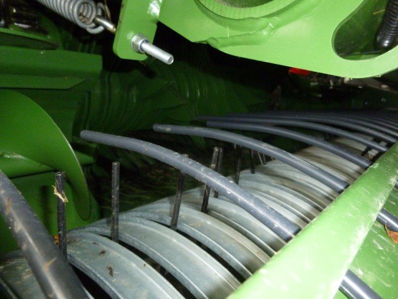 Krone Comprima F 125 XC