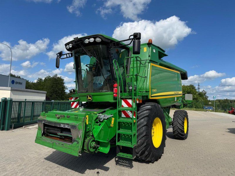 John Deere T560i HM