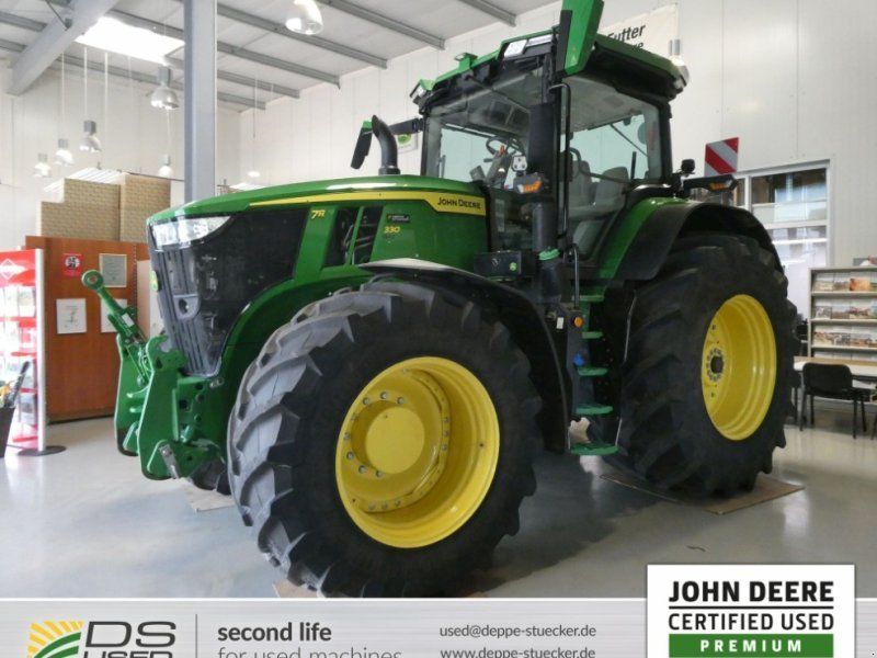 John Deere 7R 330