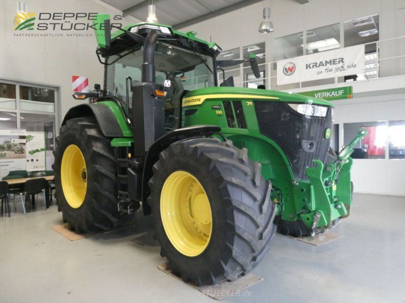 John Deere 7R 330