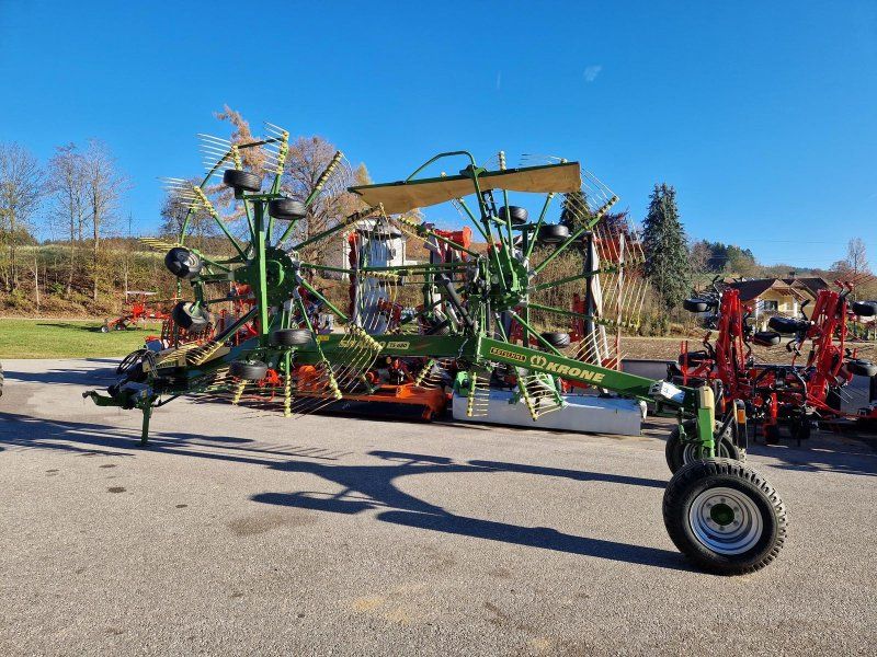 Krone TS 680 Twin mit hydraulischer Kreiselfixierung