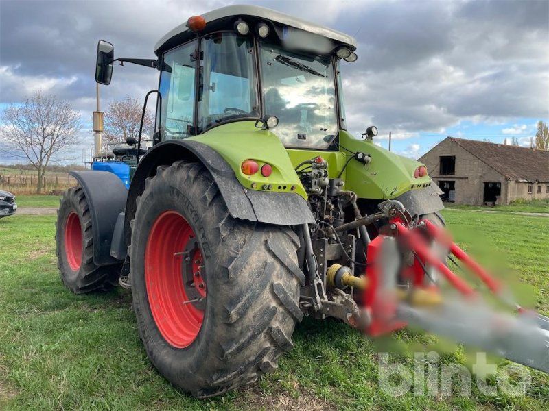 Claas Arion 640